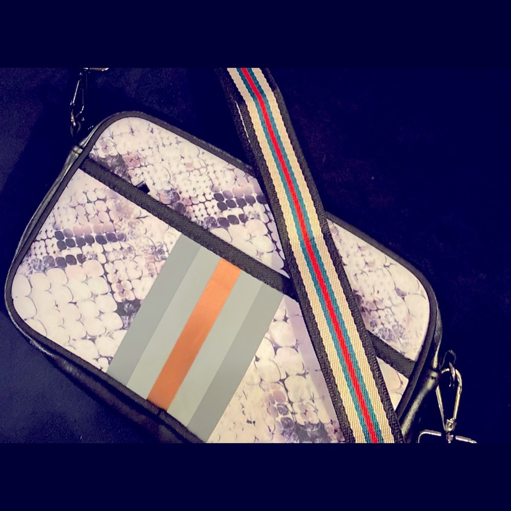 Brand new neoprene bag.